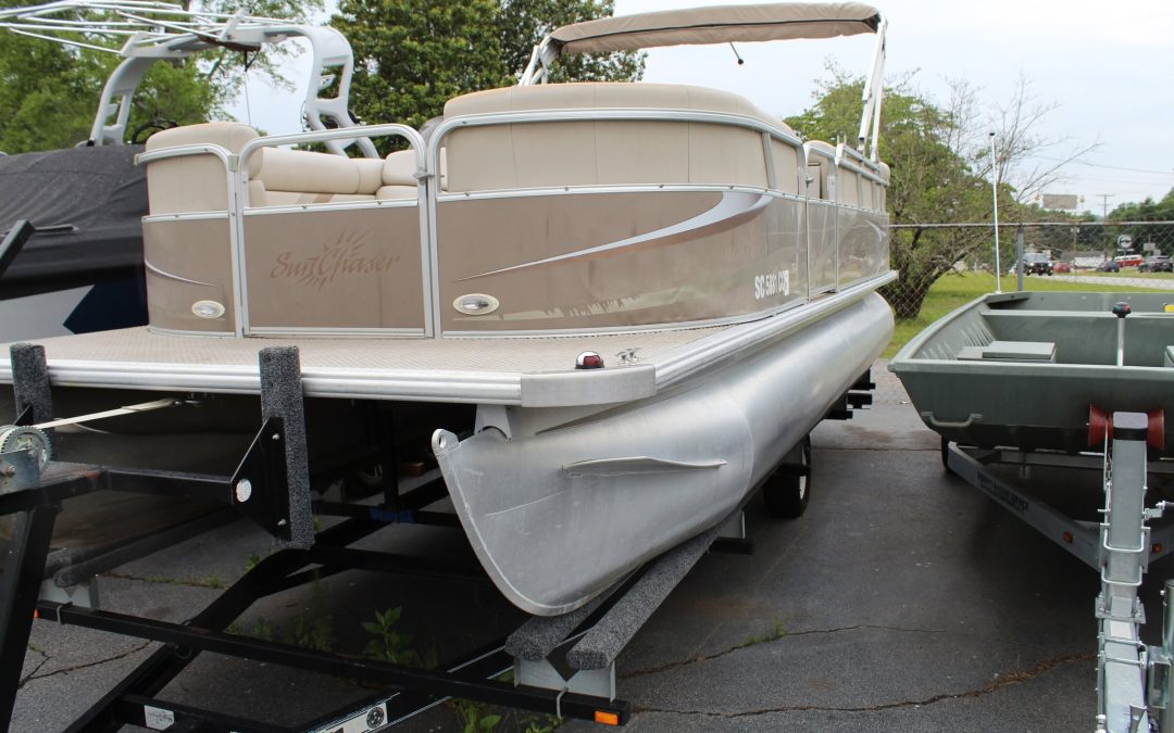 🌞 2010 SunChaser 21 Pontoon – Ready for the Water